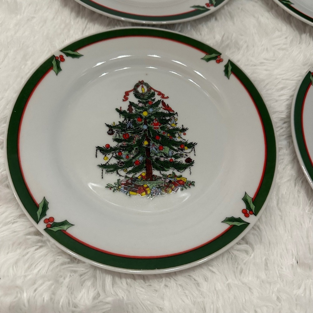 Set of 4 Vintage‎ Christmas Tree Dessert Salad Plates Pacific Rim Porcelain - Picture 3 of 5